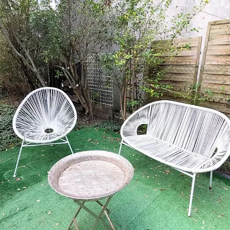 Prázdninový dům Maison 3 Avec Jardin Ombrage